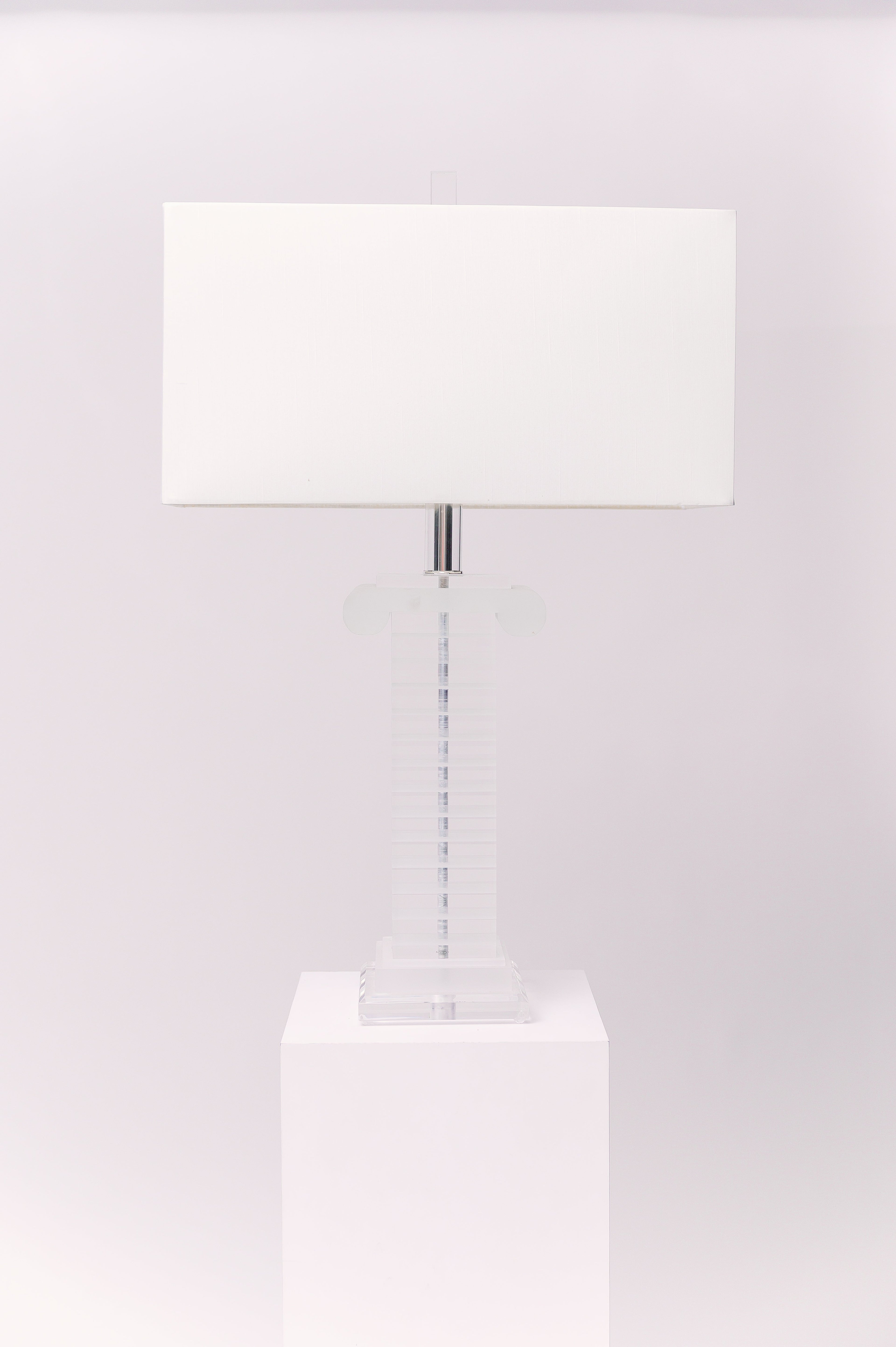 1970s Lucite column table lamp. Frosted and polished clear Lucite striped detailing.