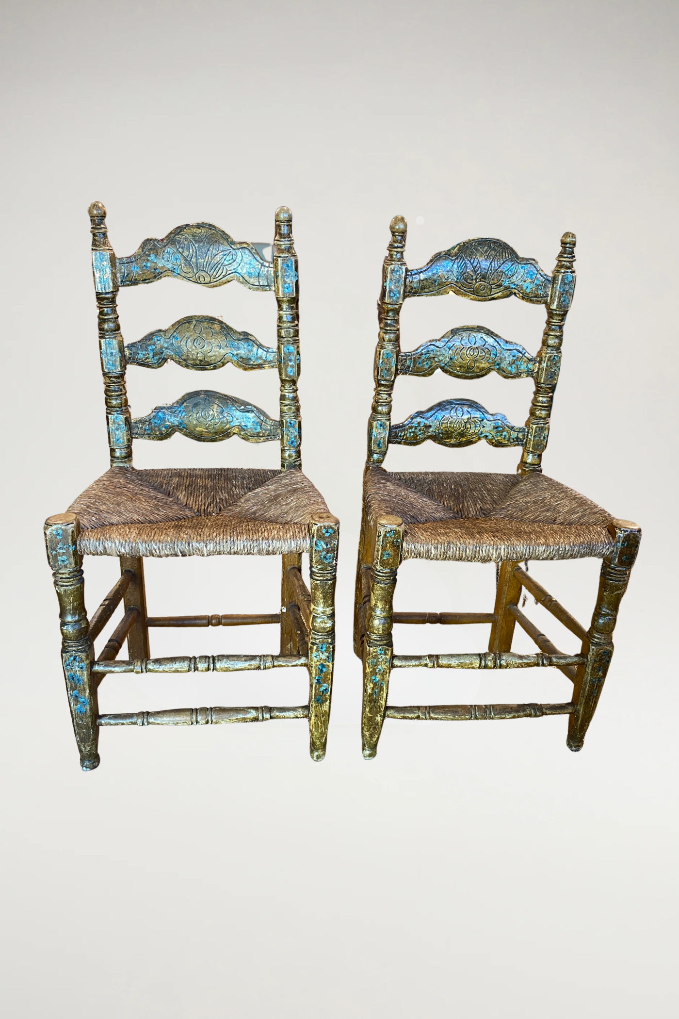 The Rustic Royal Chair