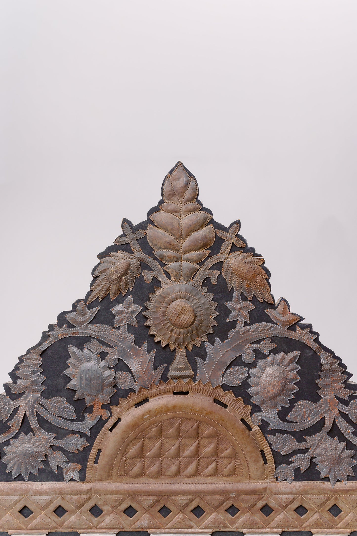 La  Vid  Antigua  Wall  Mirror