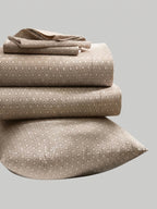 Matouk Schumacher Levi Bedding