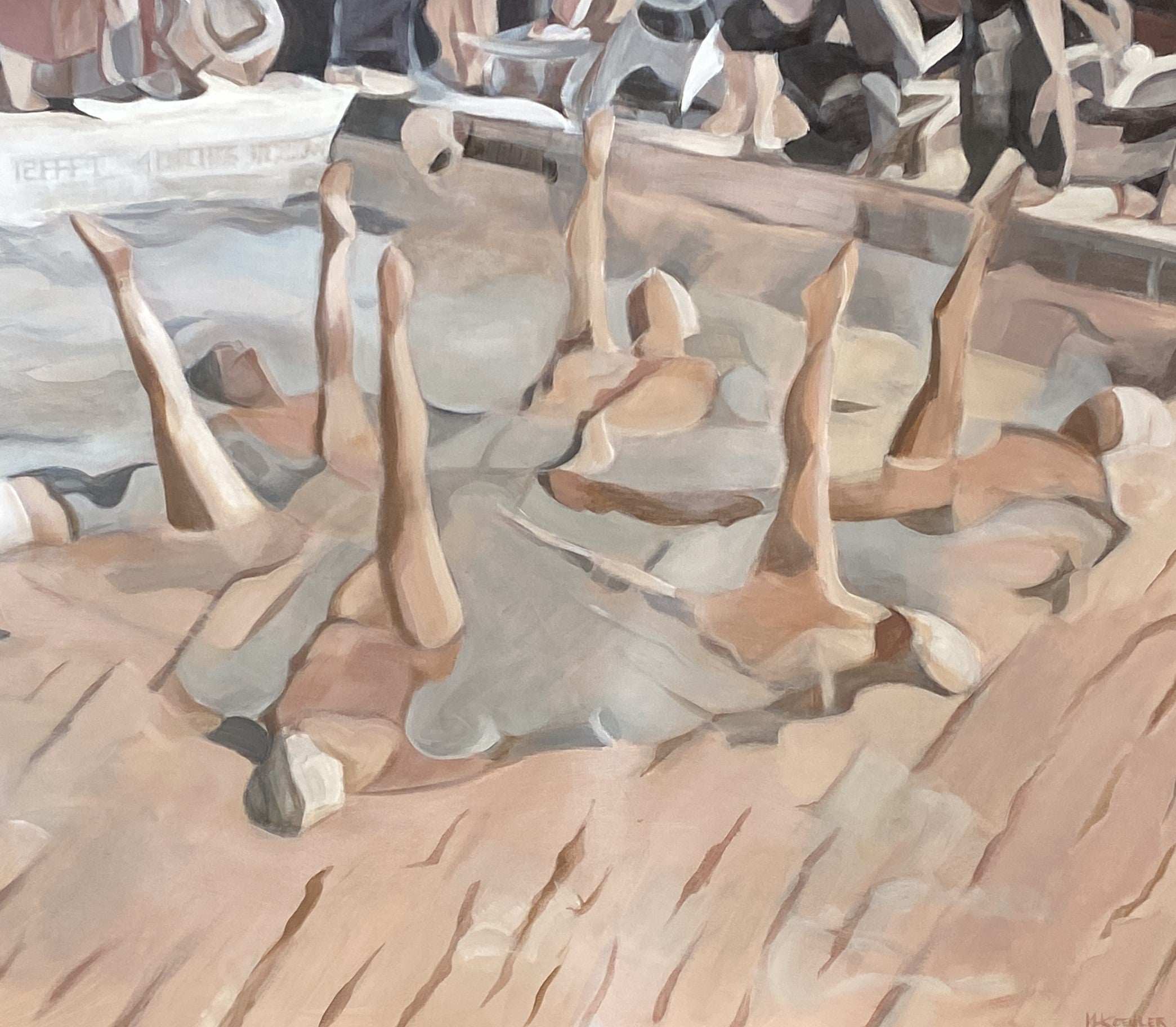 Monchromatic legs up in synchronized configuration